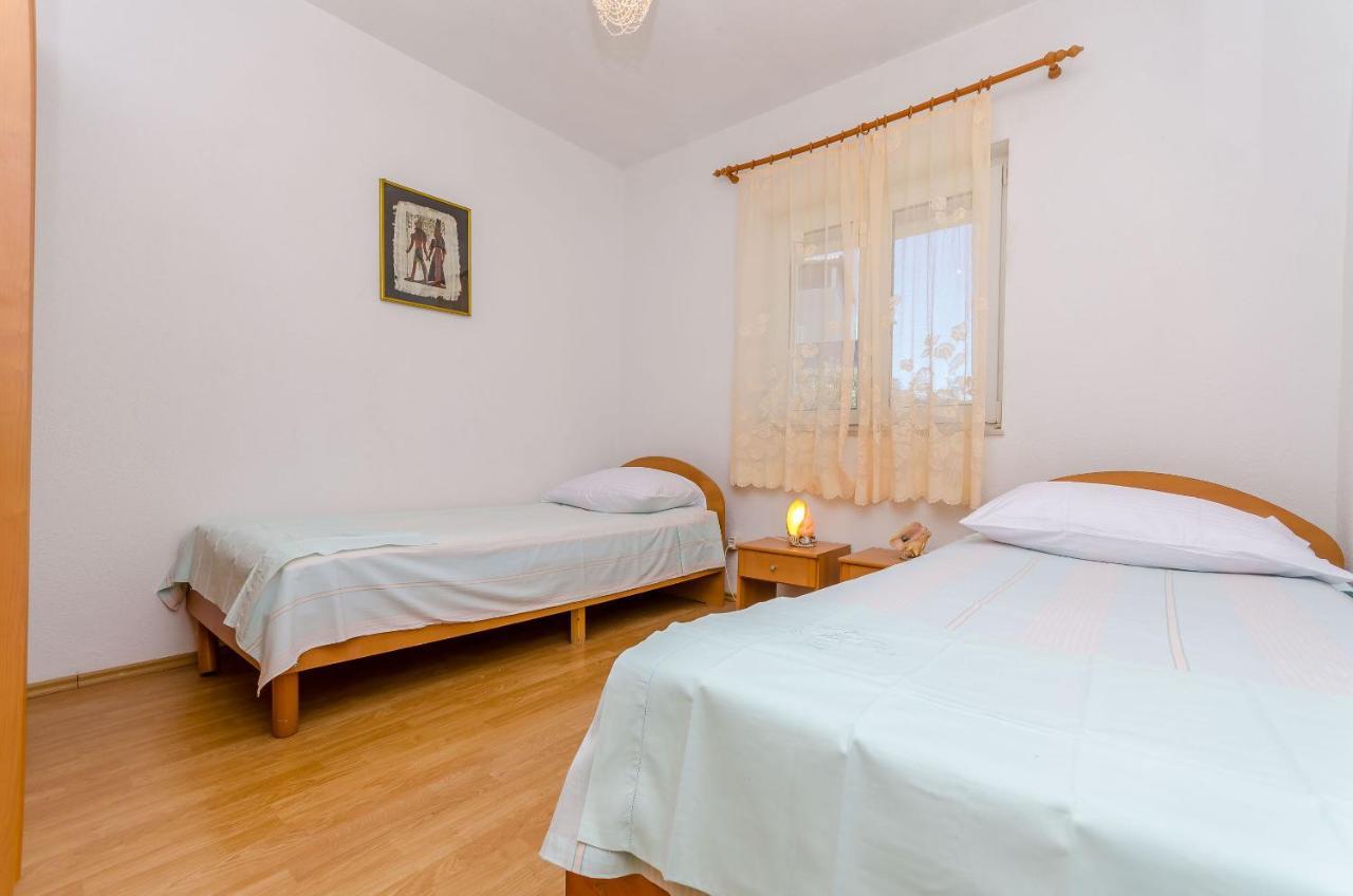 Apartments Stara Maslina Slatine Exterior foto
