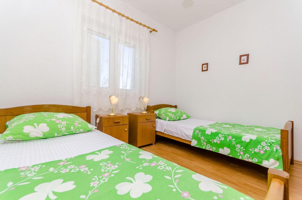 Apartments Stara Maslina Slatine Exterior foto
