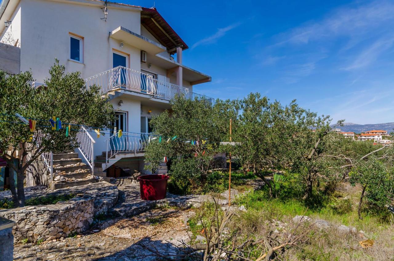 Apartments Stara Maslina Slatine Exterior foto